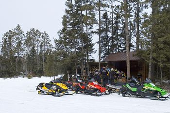 Snowmobile Grand Rapids and Itasca County, Minnesota - Snowmobiling Info from Snow Tracks