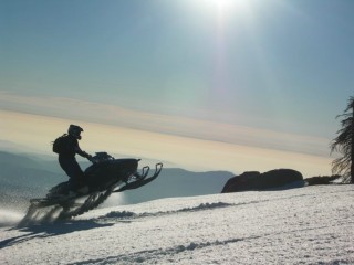 California Snowmobiling Reports and Information for the California Snowmobile Rider from Snow Tracks